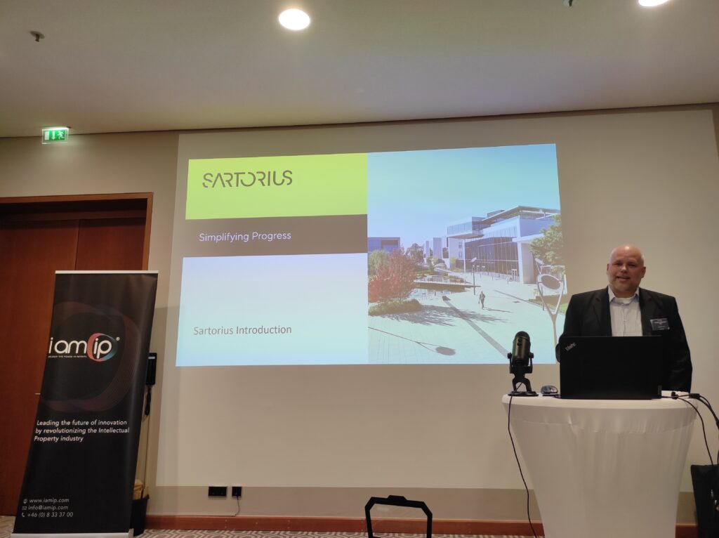 image of Johan Hultman from Sartorius presenting about AI and intellectual property